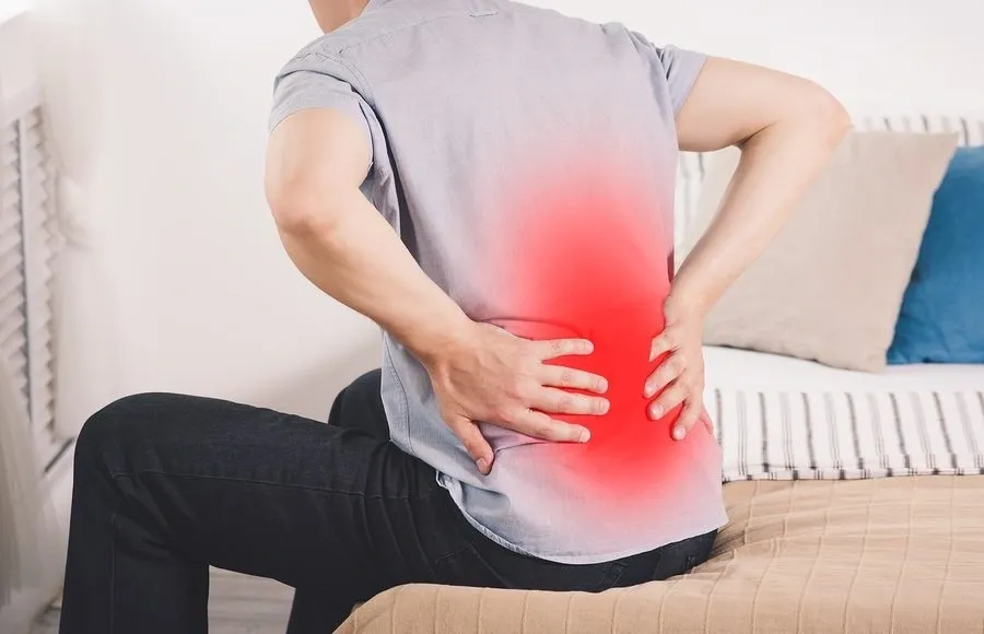 Mal di schiena: l’osteopatia e le sue pratiche